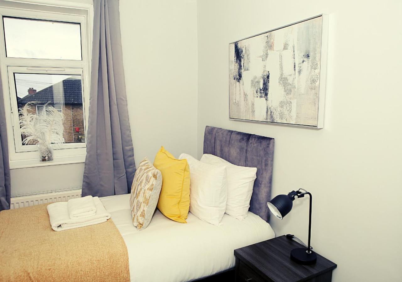 Appartamento 3-Bed House With Parking Near London O2 Esterno foto